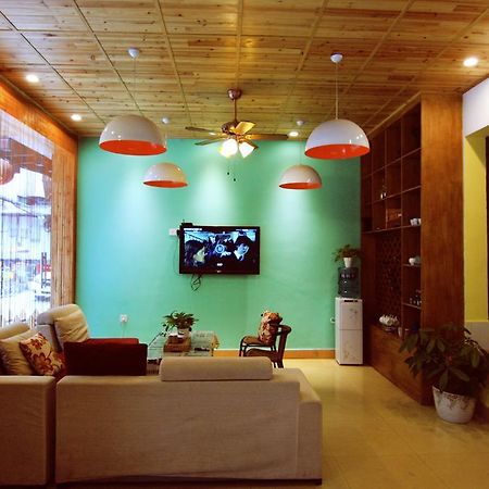 Lan Shan Chu Youth Hostel Yangshuo Exterior photo