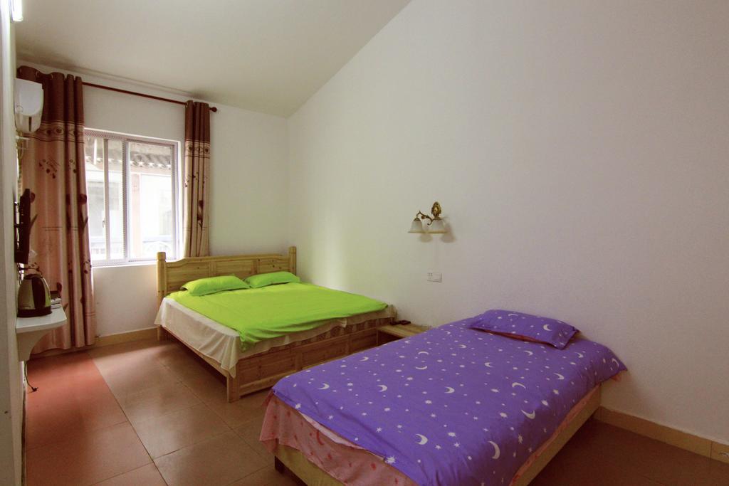 Lan Shan Chu Youth Hostel Yangshuo Room photo